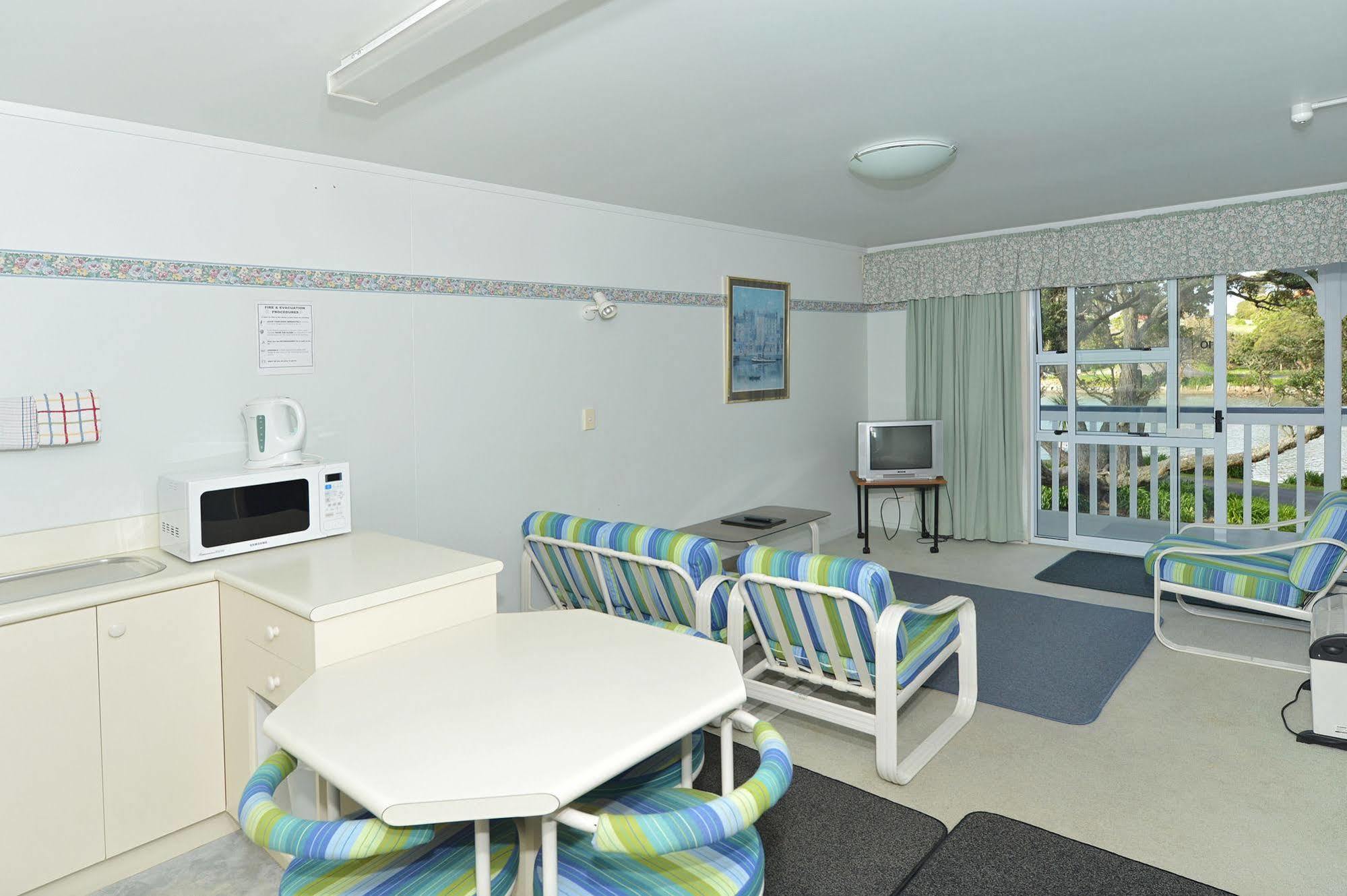 Acacia Lodge Motel Mangonui Esterno foto